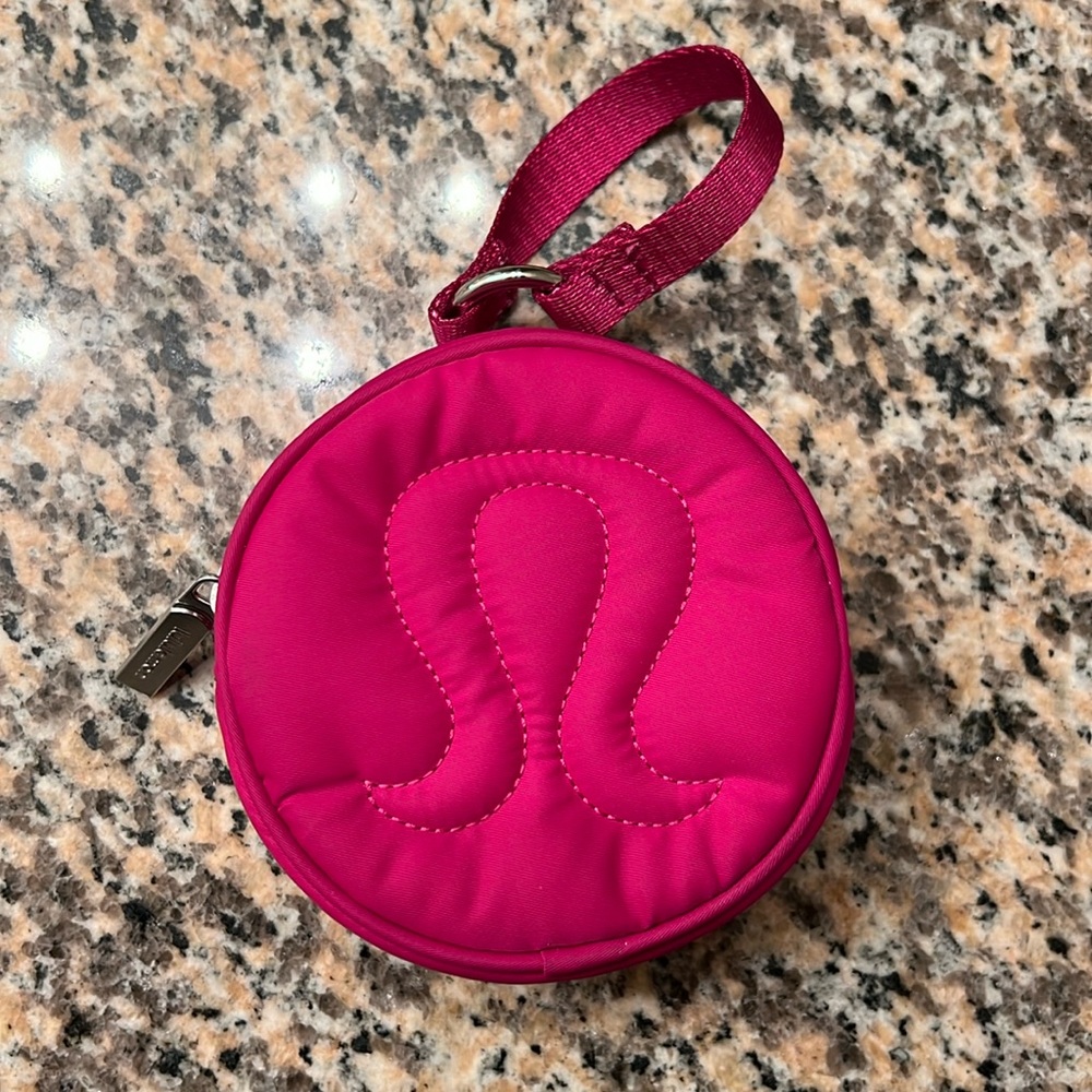 Lululemon pouch